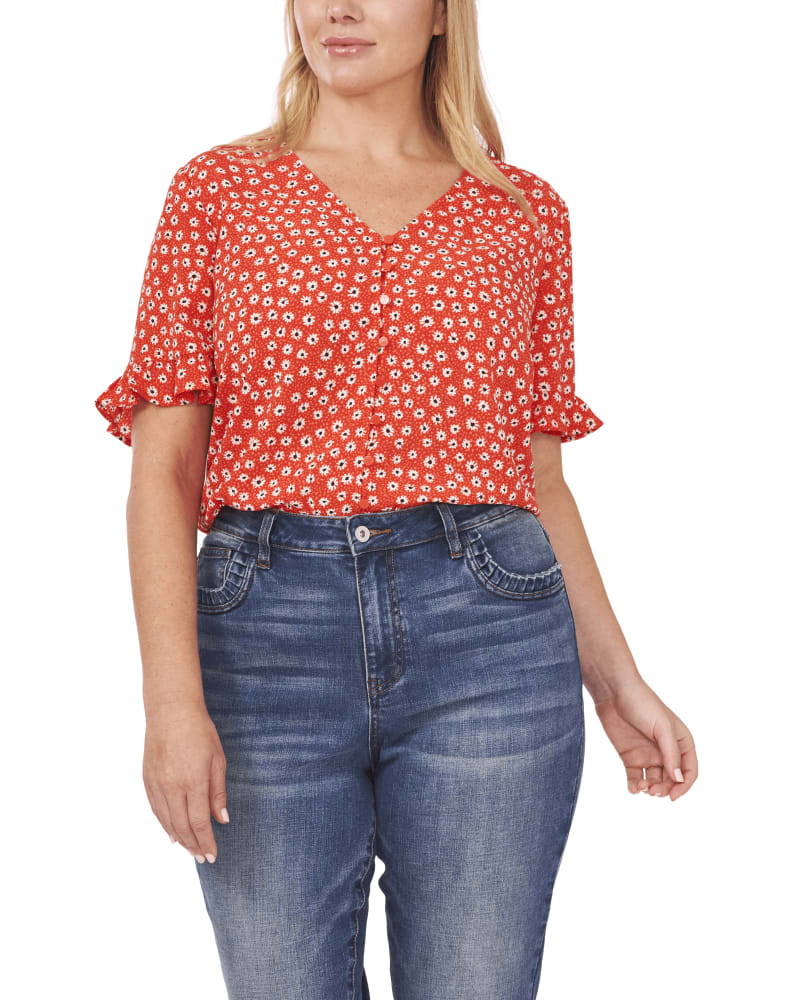Front of a model wearing a size 1X Daisy Button-Front Ruffled Blouse in CANDY APPLE by CeCe. | dia_product_style_image_id:263896